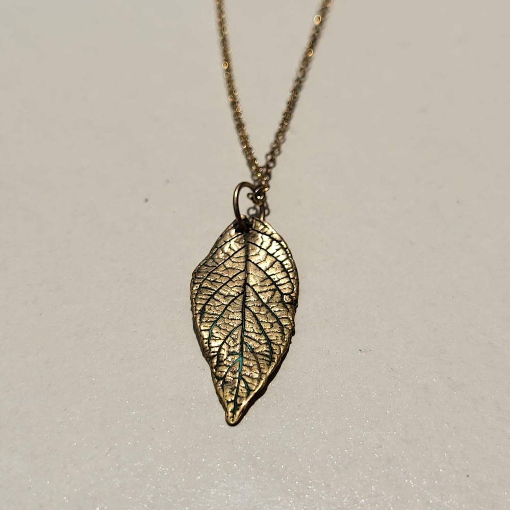 Vintage ND 18K Gold Plated Silver Leaf Pendant Necklace Gold Botanical - Picture 2 of 5